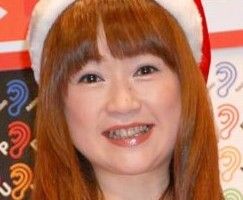 山瀬まみの歯が黒い 画像あり 喫煙が原因か 服のブランドは 芸能ニュース知ってるつもり